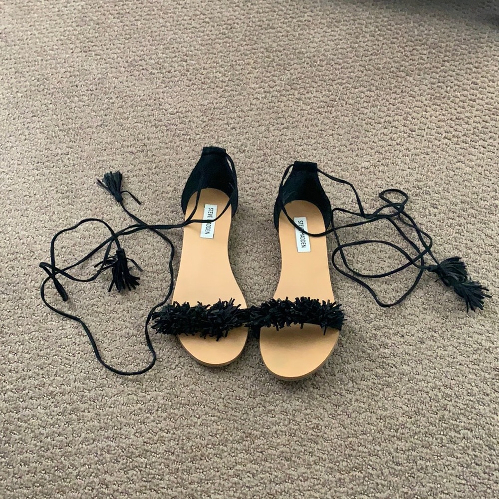 STEVE MADDEN sandals